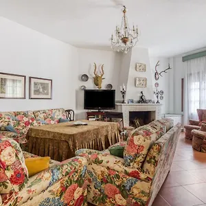 Belvilla By Oyo Beautiful House In A Unique Town Higuera De La Sierra (Huelva)